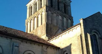 Abbaye de Saint Amant de Boixe