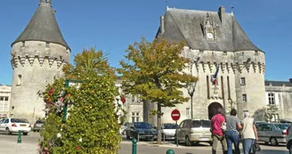 Château de Jonzac Château de Jonzac