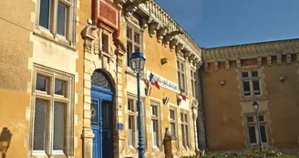 Château de Jonzac Château de Jonzac