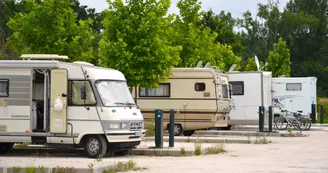 Aire de services camping-cars camping du Plan d'eau