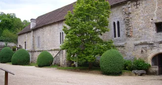 Abbaye Carolingienne Notre Dame et Saint Benoît