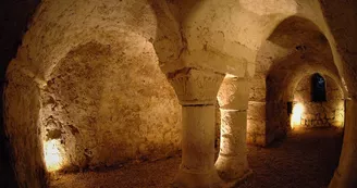 Église Saint-Maurice de Mainzac et sa crypte