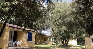 Les Chênes verts village club