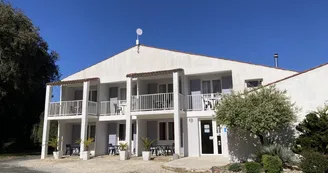 Les Chênes verts village club