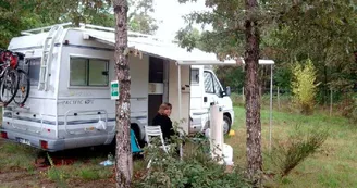 Aire camping-cars - Camping La Motte