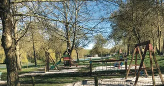 Aire de l'Etang des Rosées