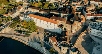 Château de Cognac - Maison des cognacs  BARON OTARD & D'USSÉ