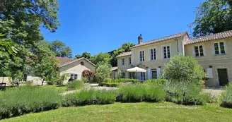 Le Domaine des Platanes