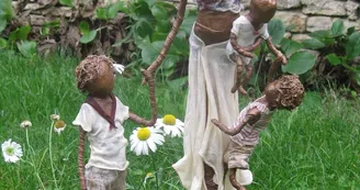 Atelier Mamamio - sculpture en tissu durci