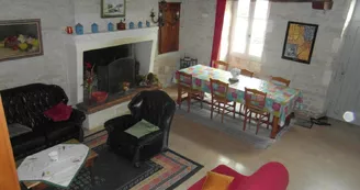 Gîte à la Ferme - Jaunas Monique et Gérard Gîte à la Ferme - Jaunas Monique et Gérard