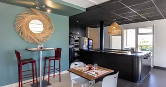 Campanile NATURE La Rochelle Puilboreau