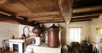 Normandin Mercier, boutique au domaine - Cognacs et pineau