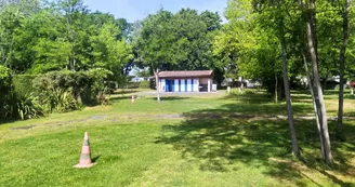 Aire naturelle Au Jardin près de l'Océan