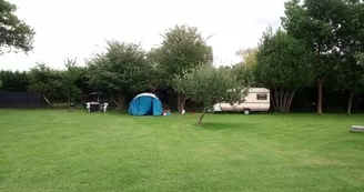 Aire naturelle Au Jardin près de l'Océan