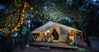 Camping Huttopia - Oléron Les Chênes Verts