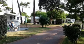 Camping Le Puits de l'Auture