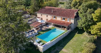 Maison d'amis - 10 à 23 pers - La Ferrière