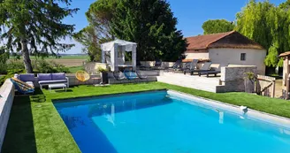 Maison d'amis - 10 à 23 pers - La Ferrière