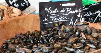 Marché de Fouras les Bains
