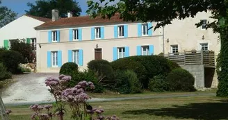 Gîtes de la Borie - Les Volets Bleus Gîtes de la Borie - Les Volets Bleus