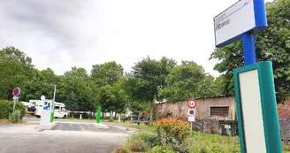 Aire Municipale de Stationnement Le Pré des Écluses