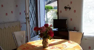 Pouzou Arlette