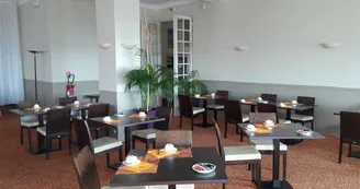 Cerise Royan - Grand Hôtel de la Plage