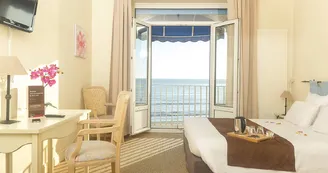 Cerise Royan - Grand Hôtel de la Plage