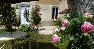 Meublé "La maison cachée"