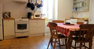 Meublé "La maison cachée"