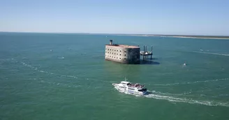 Escale île d'Aix avec tour de Fort Boyard - Compagnie Interîles