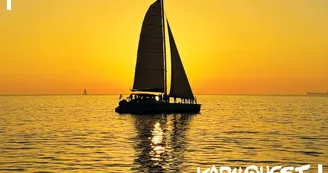 Sortie à l'heure du coucher de soleil en catamaran à voile - Kapalouest