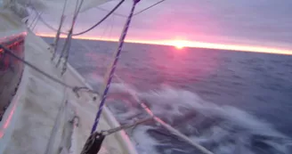 Sortie au coucher du soleil en voilier - Nomade Voile