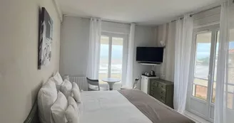 The Originals Hôtel Miramar
