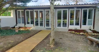 Le domaine Jasmin - Gîtes typiquement charentais - 36 à 50 pers