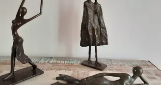 Exposition d'art : Objets d'Afrique, peintures et bronzes