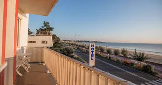 Hôtel Le Trident Thyrsé