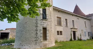 Château de Lussaud Château de Lussaud