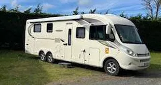 Aire de stationnement Le Dauphin