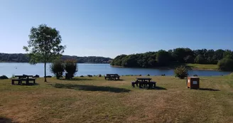 Aire de Pique-nique Les Prés Vidaud