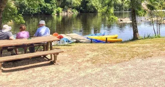 Aire de Pique-nique des Roches Bleues