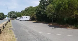 Aire de stationnement et de services de l'Espérance