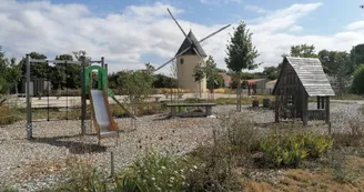 Plaine de jeux du Moulin Don Quichotte