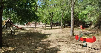 Colline aux enfants