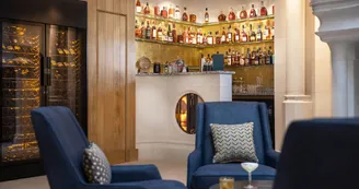 Bar & salon de thé | Hôtel La Nauve