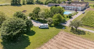 Aire d'accueil camping-cars | MAISON CAMPS