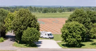 Aire d'accueil camping-cars | MAISON CAMPS