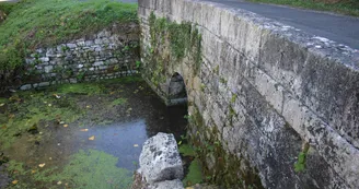 La Fontaine de Saint-Savin La Fontaine de Saint-Savin