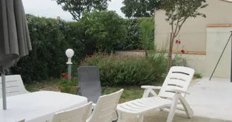 Meublé de M. et Mme Etournaud Meublé de M. et Mme Etournaud