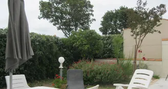Meublé de M. et Mme Etournaud Meublé de M. et Mme Etournaud